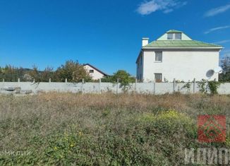 Участок на продажу, 14.2 сот., село Штурмовое, улица Героев Революции, 33/1