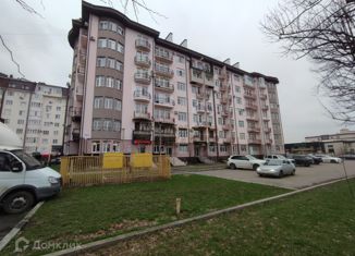 Продаю 2-ком. квартиру, 104.6 м2, Нальчик, улица Тарчокова, 29, район Мей