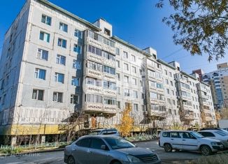 Продается четырехкомнатная квартира, 71 м2, Якутск, улица Дзержинского, 40/3, микрорайон Рабочий Городок