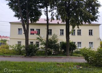 2-комнатная квартира на продажу, 37.7 м2, село Тросна, Заводская улица, 3