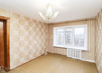 Двухкомнатная квартира на продажу, 42.9 м2, Тюменская область, улица Республики, 94