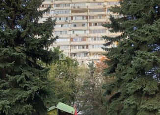 Продаю трехкомнатную квартиру, 65 м2, Москва, улица Довженко, 8к2, район Раменки