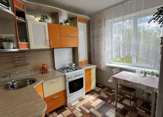 Продается двухкомнатная квартира, 55 м2, Новгородская область, Чудовская улица, 2А