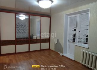 Продажа 2-комнатной квартиры, 49.8 м2, Тюменская область, улица Сутормина, 16