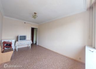 Продаю 1-ком. квартиру, 33.3 м2, Нальчик, улица Щаденко, 20А, район Стрелка