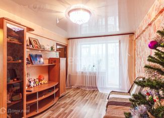 Продам 4-комнатную квартиру, 58.2 м2, Вологда, Костромская улица, 4Б, 3-й микрорайон