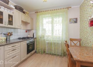 Продаю трехкомнатную квартиру, 60.5 м2, поселок Горячий Ключ, Молодёжная улица, 9