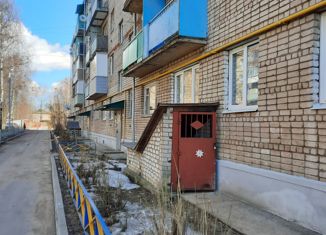 Продаю двухкомнатную квартиру, 43 м2, Углич, микрорайон Солнечный, 4