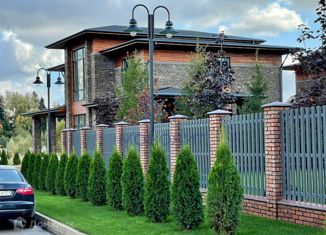 Продаю дом, 298 м2, коттеджный посёлок Староникольское, Староникольская улица