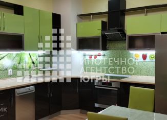 Продается трехкомнатная квартира, 91.7 м2, Тюменская область, Ямская улица, 16