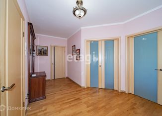 Продается 2-комнатная квартира, 59.7 м2, Екатеринбург, улица Сурикова, 60