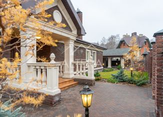 Продается дом, 300 м2, посёлок Дубровка, Земляничная улица, 2