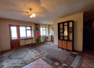 Продается 2-комнатная квартира, 39.9 м2, Бийск, Социалистическая улица, 2Б