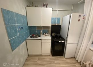 Продам однокомнатную квартиру, 30 м2, Екатеринбург, улица Лобкова, 36, метро Проспект Космонавтов