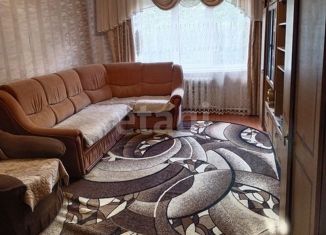Продается трехкомнатная квартира, 69.9 м2, поселок городского типа Рамешки, Советская улица, 41