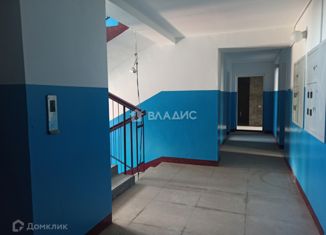 Продаю 2-ком. квартиру, 57.3 м2, Благовещенск, Заводская улица, 4/4, ЖК Лазурный Берег