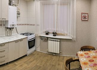 Продаю трехкомнатную квартиру, 66.5 м2, поселок Куликовский, Центральная улица, 9