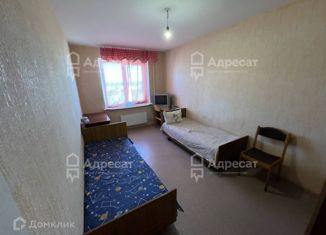 Сдается в аренду двухкомнатная квартира, 52 м2, Волгоград, улица Маршала Воронова, 10, Советский район