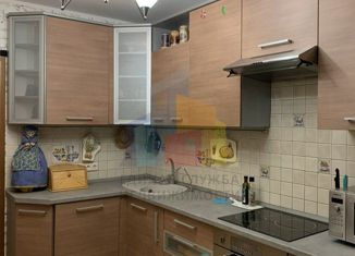 Продаю 3-ком. квартиру, 106 м2, Москва, улица Дмитрия Ульянова, 36, улица Дмитрия Ульянова