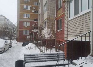 Продаю 1-ком. квартиру, 41.2 м2, поселок Дубовое, Зелёная улица, 13