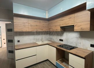 Продается 2-комнатная квартира, 61 м2, Симферополь, улица Шейтлер, 2, Киевский район