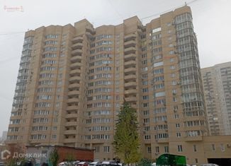 Сдается 3-комнатная квартира, 97.4 м2, Екатеринбург, улица 8 Марта, 173, Чкаловский район