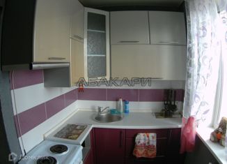 Сдаю 1-ком. квартиру, 30 м2, Красноярск, улица Шумяцкого, 7