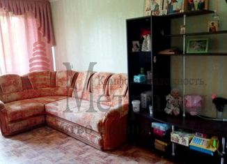Продам 3-комнатную квартиру, 62 м2, Артём, Черноморская улица, 10