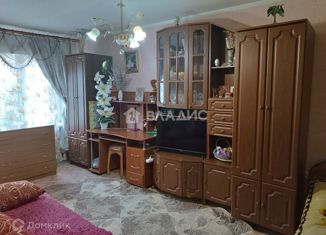 Продаю однокомнатную квартиру, 30 м2, Строитель, улица Кривошеина, 8