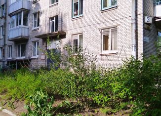 Продаю однокомнатную квартиру, 31.7 м2, поселок городского типа Лебяжье, Комсомольская улица, 3