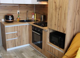 Продаю 1-комнатную квартиру, 40 м2, Таганрог, улица Победы, 105А, ЖК Андреевский