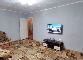 Продаю двухкомнатную квартиру, 49.8 м2, Канаш, микрорайон Восточный, 28
