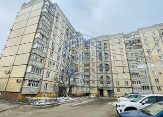 Трехкомнатная квартира на продажу, 62.3 м2, Алексеевка, Республиканская улица
