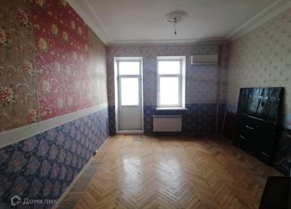 Продается трехкомнатная квартира, 76 м2, Москва, улица Покровка, 11, метро Чистые пруды