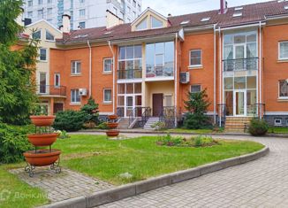 Продаю 5-ком. квартиру, 240 м2, Санкт-Петербург, Морская набережная, 31к2, муниципальный округ Остров Декабристов