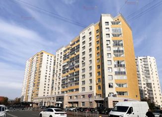 Продаю 2-ком. квартиру, 71.1 м2, Свердловская область, улица Сурикова, 53