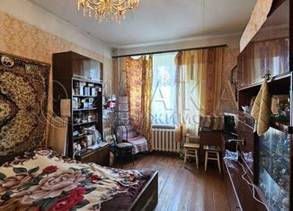 Продам двухкомнатную квартиру, 56 м2, Ленинградская область, Свирская улица, 44