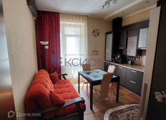 Продаю 1-комнатную квартиру, 49 м2, Ставрополь, улица Кирина, 30, микрорайон № 9