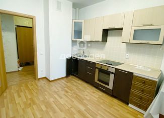 Продается 2-комнатная квартира, 61.2 м2, Екатеринбург, улица Краснолесья, 135
