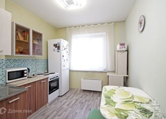 Продажа однокомнатной квартиры, 33 м2, Омск, улица Алексея Полторацкого, 64/1