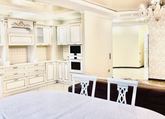 Сдается 3-комнатная квартира, 110 м2, Самара, Ново-Садовая улица, 106М, Октябрьский район