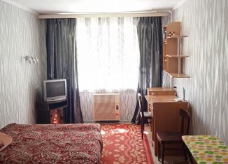 Продается двухкомнатная квартира, 47.3 м2, Армянск, улица Иванищева, 18