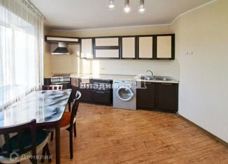 Продается 2-ком. квартира, 82.4 м2, Находка, улица Макарова, 26