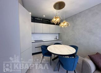 Продам 3-комнатную квартиру, 100.6 м2, Новороссийск, проспект Ленина, 95Д