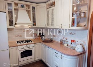 Продам 3-комнатную квартиру, 62.1 м2, Буй, улица 1917 года, 2