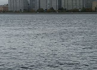 Продам трехкомнатную квартиру, 131.3 м2, Санкт-Петербург, Малоохтинский проспект, 16к1, Малоохтинский проспект