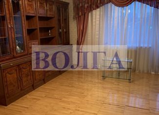 Продам 4-комнатную квартиру, 120 м2, Кострома, Заволжский район, улица Голубкова, 17А