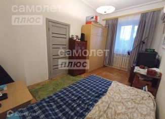 Продается двухкомнатная квартира, 48.2 м2, Ставрополь, микрорайон № 2, площадь Ленина, 3