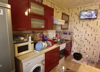 Продается 1-ком. квартира, 39.8 м2, Дятьково, 12-й микрорайон, 6