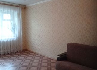 Продажа 2-ком. квартиры, 42.7 м2, Фокино, улица Карла Маркса